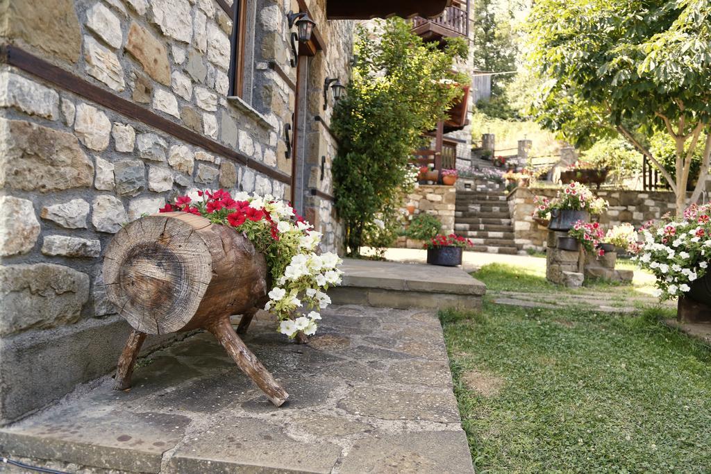 Villa T'Asprolithia Kalývia Fylaktís Exterior foto